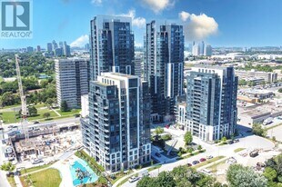 20 Meadowglen Pl in Toronto, ON - Building Photo