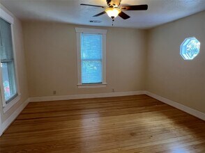 5122 Larkin St in Houston, TX - Building Photo - Building Photo