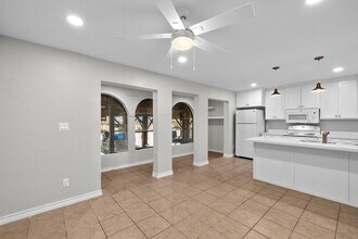 1313 Harbor Island Dr in Port Isabel, TX - Building Photo - Building Photo