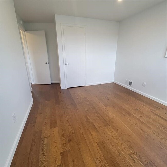 property at 47 Crimson Bramble Rd