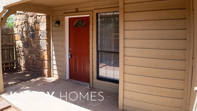 14411 N Pennsylvania Ave in Oklahoma City, OK - Building Photo - Building Photo
