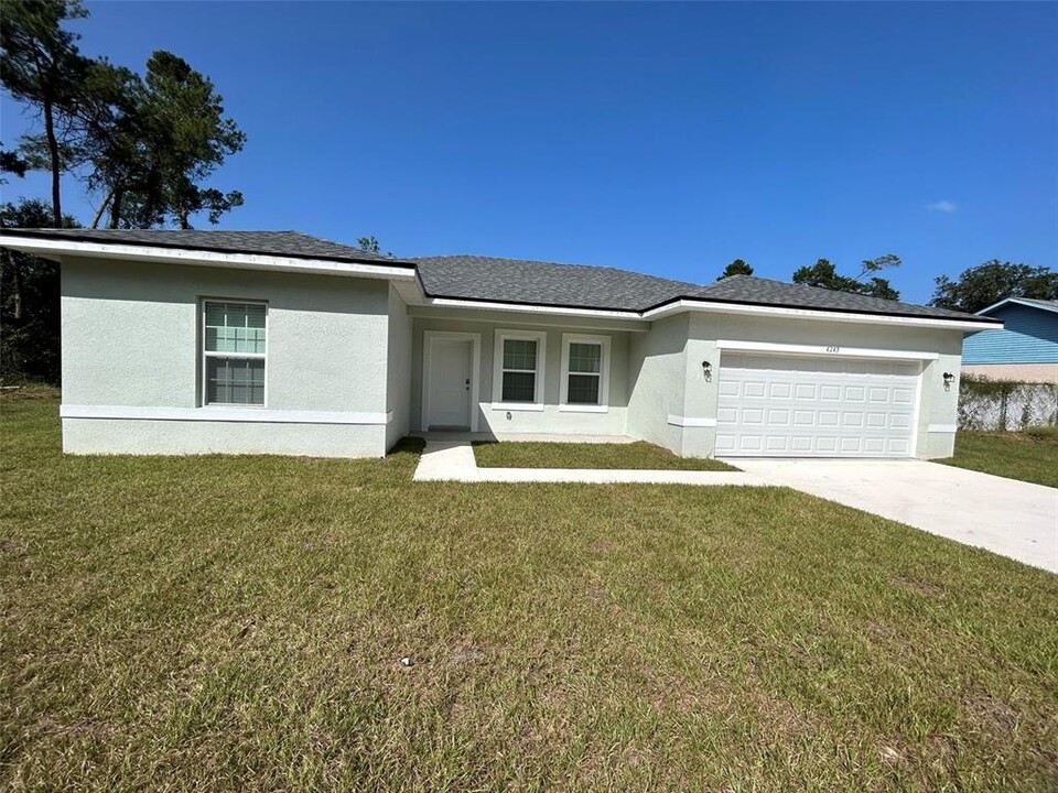 13606 SW 40th Ave in Ocala, FL - Foto de edificio