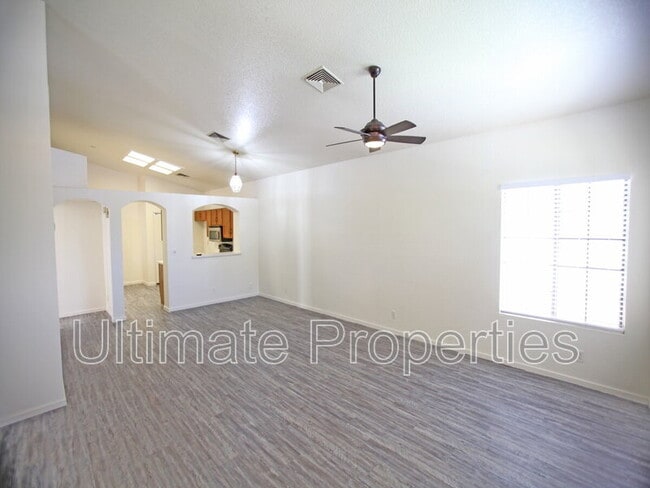 273 N Concord St in Gilbert, AZ - Building Photo - Building Photo