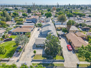 6612 Jaboneria Rd in Bell Gardens, CA - Building Photo - Building Photo