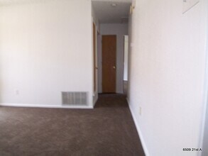 6509 21st St in Lubbock, TX - Building Photo - Building Photo
