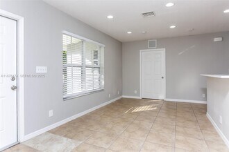 5819 Wilson St in Hollywood, FL - Building Photo - Building Photo