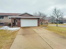 94 108th Ave NW in Minneapolis, MN - Building Photo