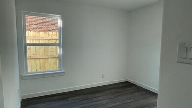 6009 Wedgefield St in Houston, TX - Building Photo - Building Photo