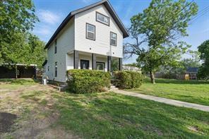 903 N Miller St in Decatur, TX - Building Photo