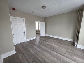 104 S 51st St in Philadelphia, PA - Building Photo - Building Photo