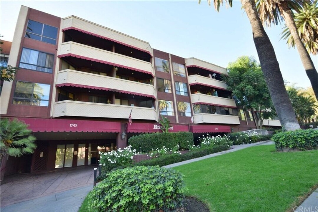 1745 Camino Palmero St in Los Angeles, CA - Building Photo
