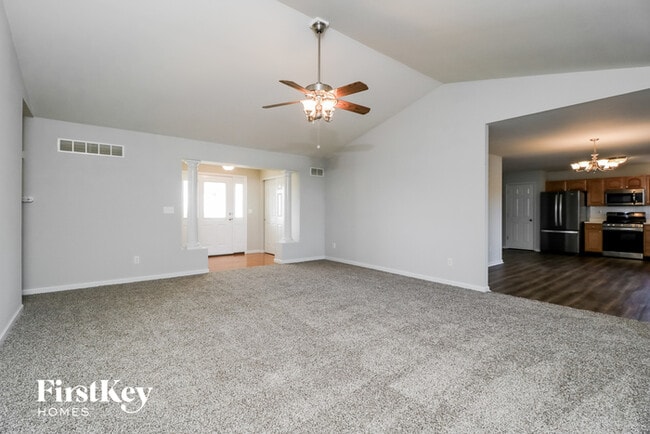 1406 Highland Park Ct in Wentzville, MO - Building Photo - Building Photo
