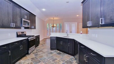 16110 Craigshire Ct in Spring, TX - Building Photo - Building Photo