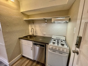1575 N Gaylord St in Denver, CO - Building Photo - Building Photo
