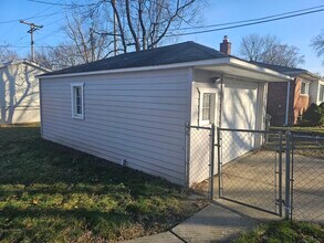 26539 Clarita St in Redford, MI - Building Photo - Building Photo