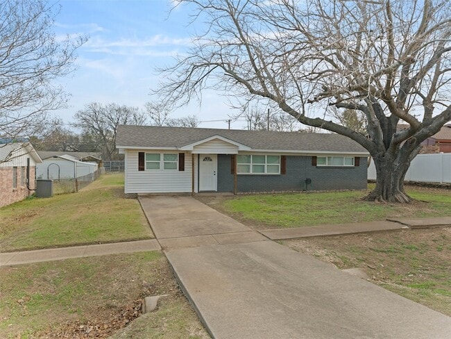 property at 510 Overlook Dr
