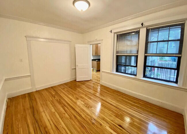 59 Lanark Rd, Unit 2 in Boston, MA - Foto de edificio - Building Photo