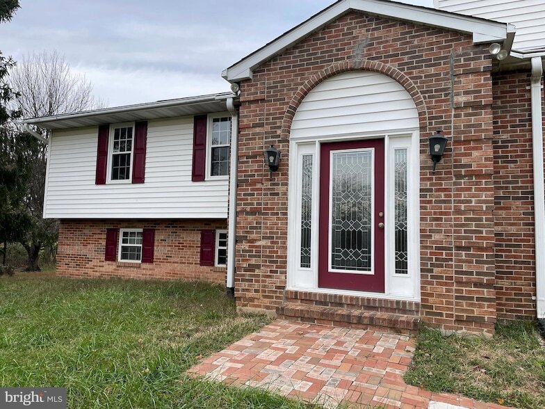 14416 Frederick Rd, Unit 9 in Cooksville, MD - Building Photo