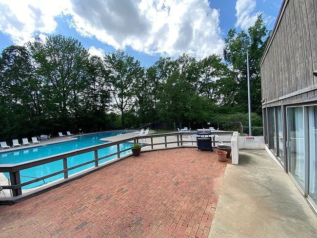 property at 128 Inglewood Way