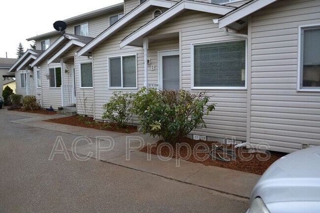 710 Drayton St in Lynden, WA - Building Photo - Building Photo