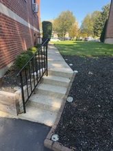 6807 Wooster Pike in Cincinnati, OH - Building Photo - Building Photo