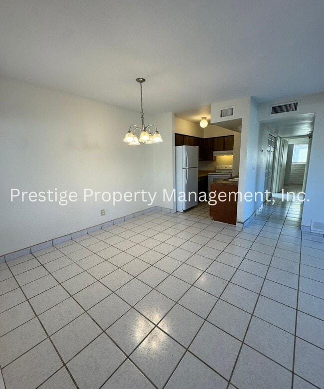 property at 2115-2117 N Bell Ave