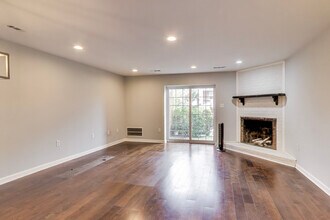 931 S Rolfe St, Unit 1 in Arlington, VA - Building Photo - Building Photo