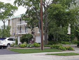 360-366 Southfield Rd in Birmingham, MI - Building Photo
