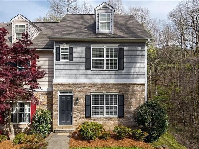 property at 176 Ridgehaven Trail