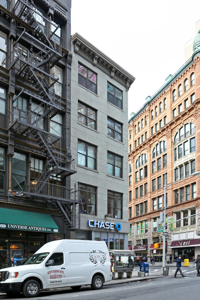 835 Broadway in New York, NY - Foto de edificio - Building Photo