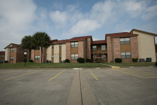 230 Cut Off Rd Apartments