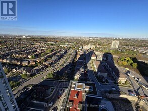 5081 Hurontario St in Mississauga, ON - Building Photo - Building Photo