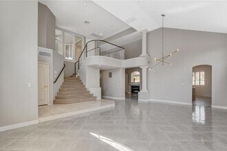 1842 Bogey Way in Henderson, NV - Building Photo - Building Photo