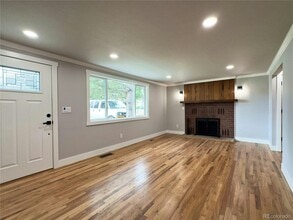 10025 W 8th Ave in Lakewood, CO - Building Photo - Building Photo