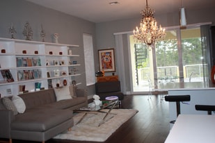 5862 Homeland Rd in Lake Worth, FL - Building Photo