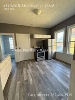 434-436-436 N 31st St in Milwaukee, WI - Building Photo