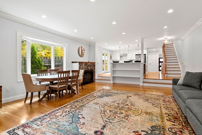 property at 3 Carlton St