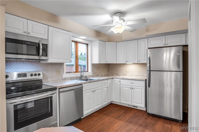 property at 21 Waverly Ave