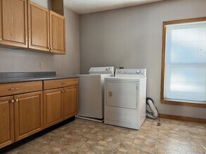 346 Lovell St in Worcester, MA - Building Photo - Building Photo