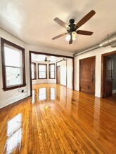 3320 W Crystal St in Chicago, IL - Building Photo - Building Photo