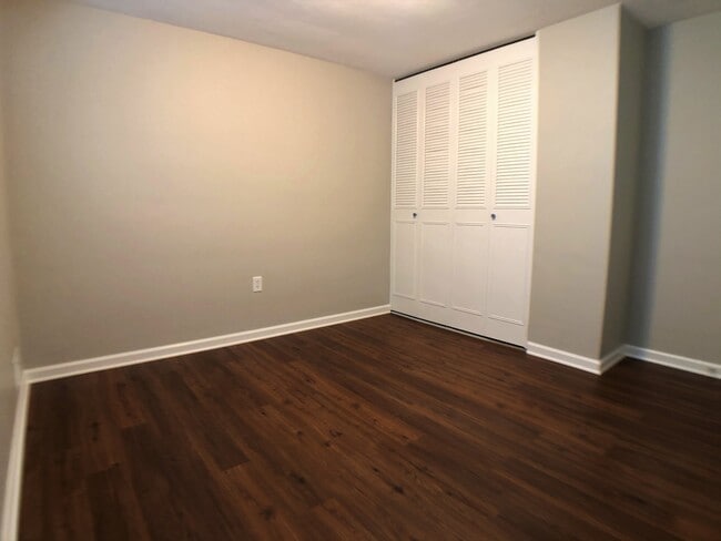 162 Pointview Rd, Unit 1st Floor in Pittsburgh, PA - Building Photo - Building Photo