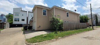 1426 Ruthven St in Houston, TX - Building Photo