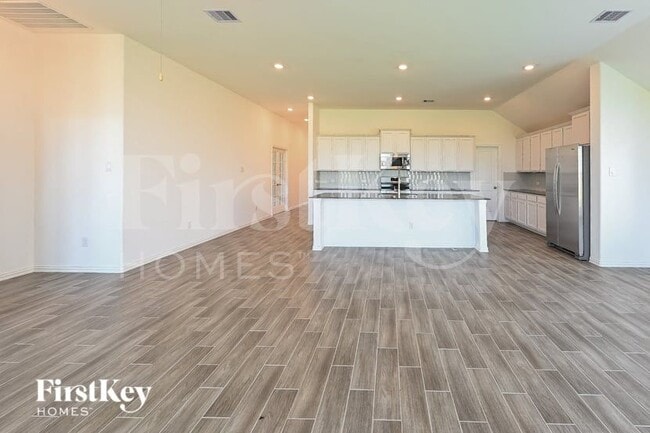 14907 Lake Shore Ave in Mont Belvieu, TX - Building Photo - Building Photo