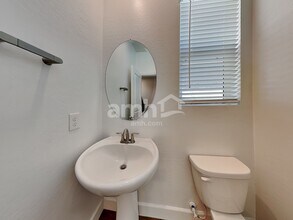 681 West Bosal Dr in Gilbert, AZ - Building Photo - Building Photo