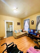 139 Franklin Ave in Hartford, CT - Building Photo - Interior Photo