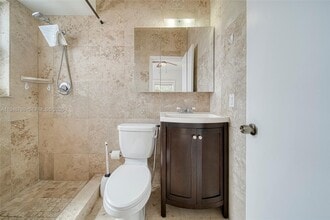 2205 SW 13th St, Unit B in Miami, FL - Building Photo - Building Photo