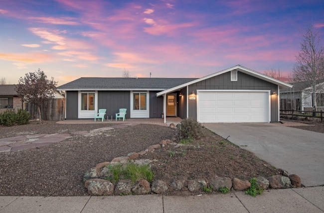 property at 3515 W Lois Ln
