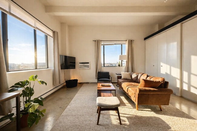 823 N 2nd St, Unit SI ID1379046P