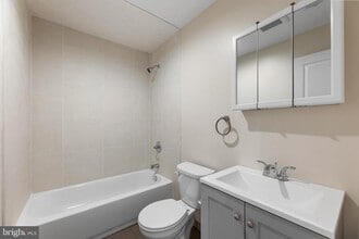 25 Peace St in Trenton, NJ - Building Photo - Building Photo