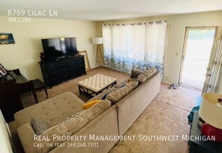 8769 Lilac Ln in Berrien Springs, MI - Building Photo - Building Photo